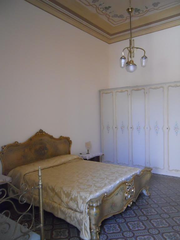 Borgo Due Mari Bed and Breakfast Taranto Rum bild
