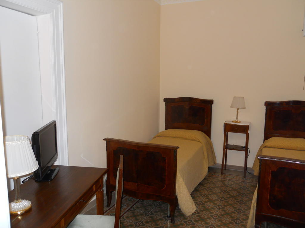 Borgo Due Mari Bed and Breakfast Taranto Rum bild