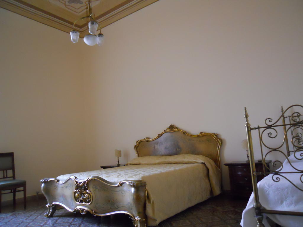 Borgo Due Mari Bed and Breakfast Taranto Rum bild